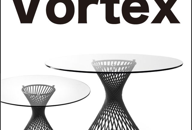 〖Calligaris(カリガリス)〗Ｖｏｒｔｅｘ ガラス ダイニングテーブル